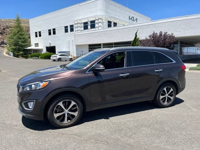2018 Kia Sorento EX V6 in Polished Walnut — front three-quarter view
